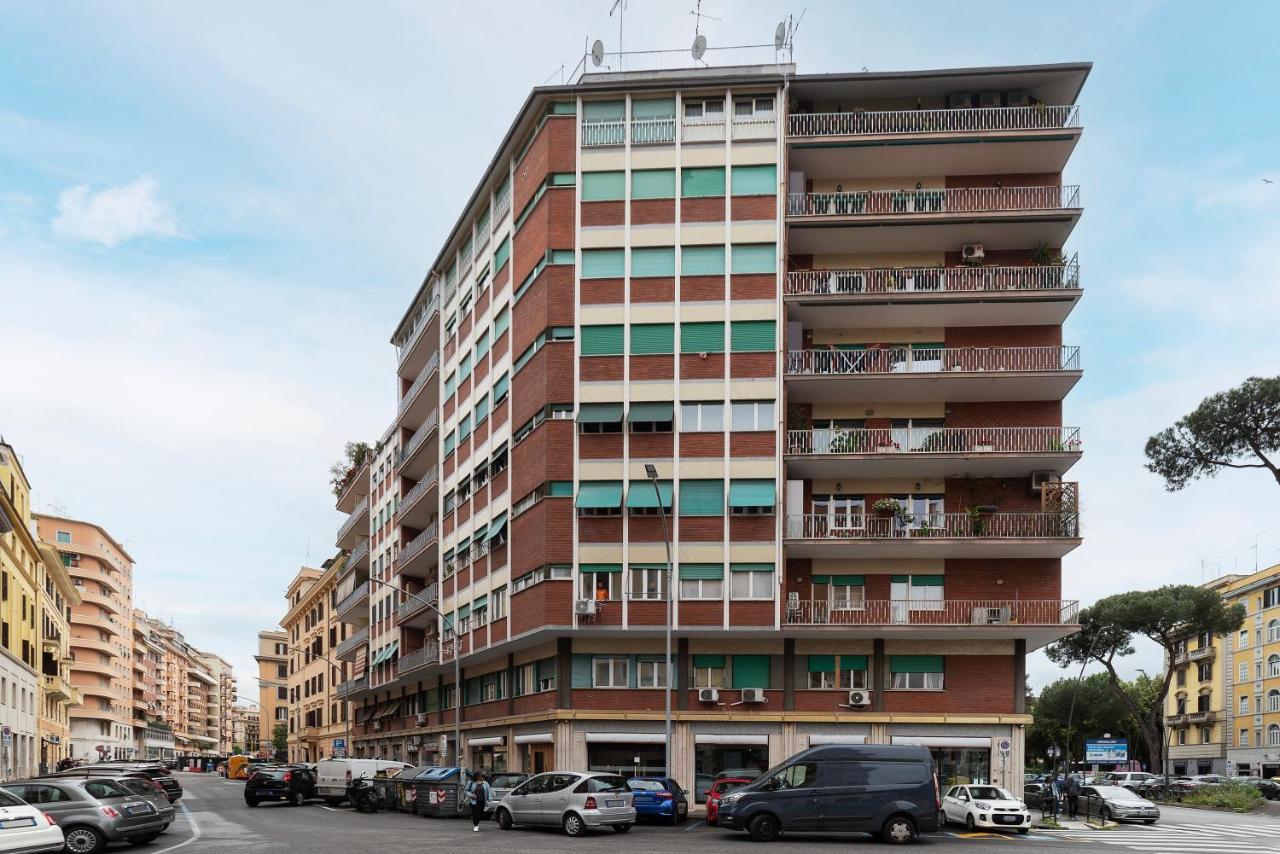 Piazza Re Di Roma Comfy Apartment Exteriör bild