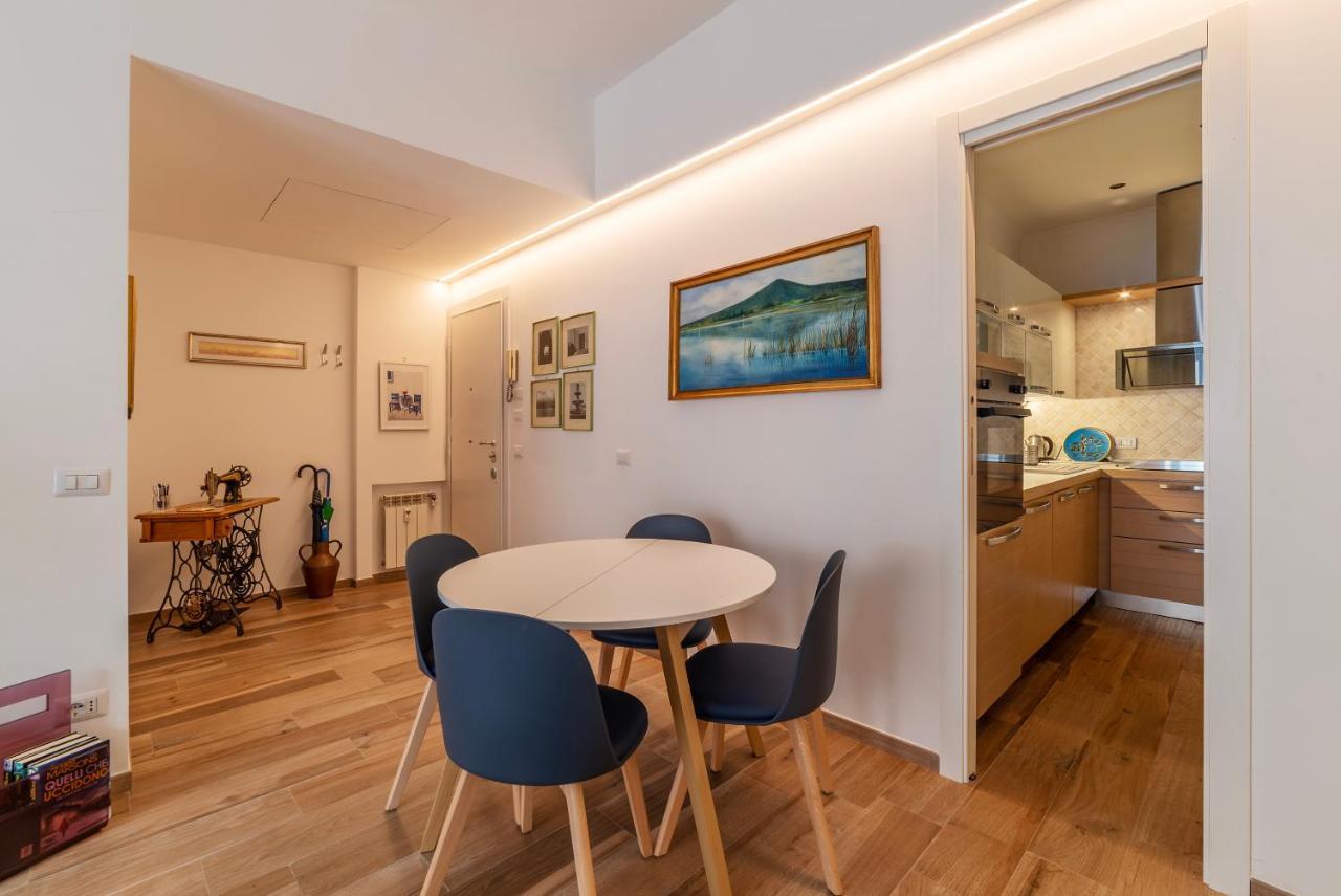 Piazza Re Di Roma Comfy Apartment Exteriör bild